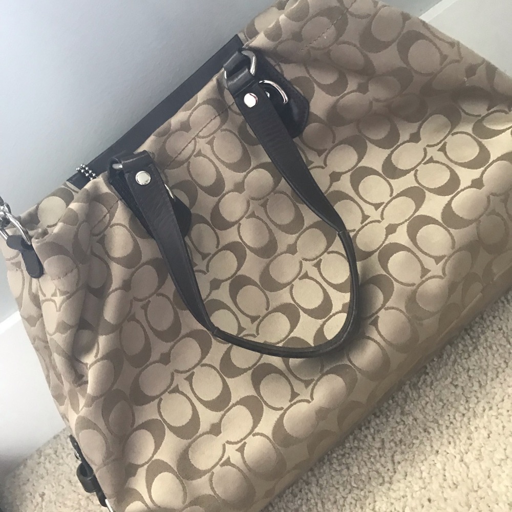 Coach Handbag - Picture 3 of 5